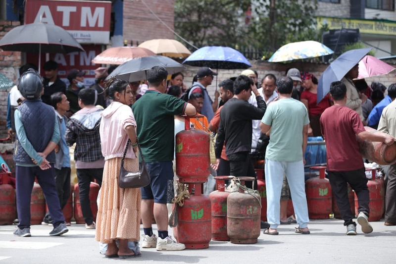 काठमाण्डौ उपत्यकामा ग्यासको चरम अभाव