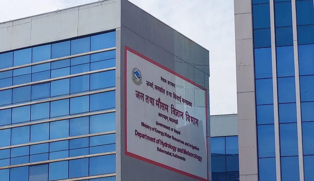 फेरि ठूलो पानी पर्ने हल्लाका पछि नलाग्न र आधिकारीक सूचनाको भर पर्न आग्रह