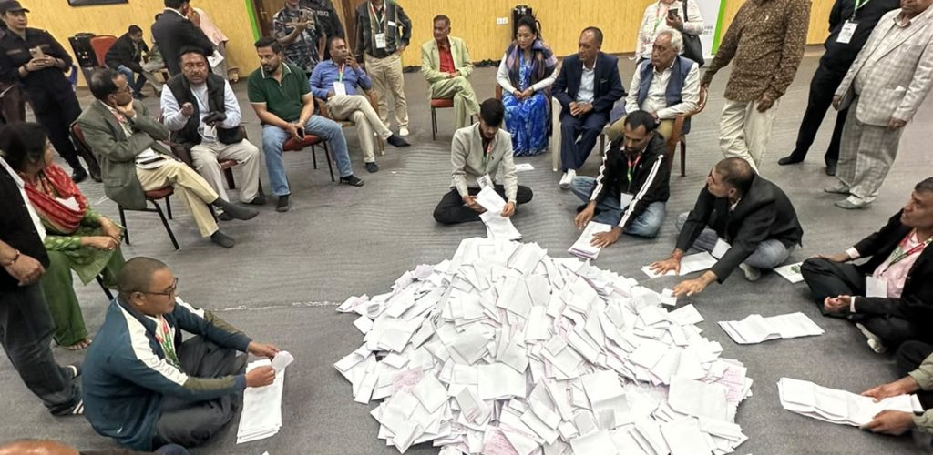 कांग्रेस उपसभापतिमा चन्द्र भण्डारीको अग्रता कायमै, महामन्त्रीमा अमरसिंहलाई उदयशम्शेरले उछिने